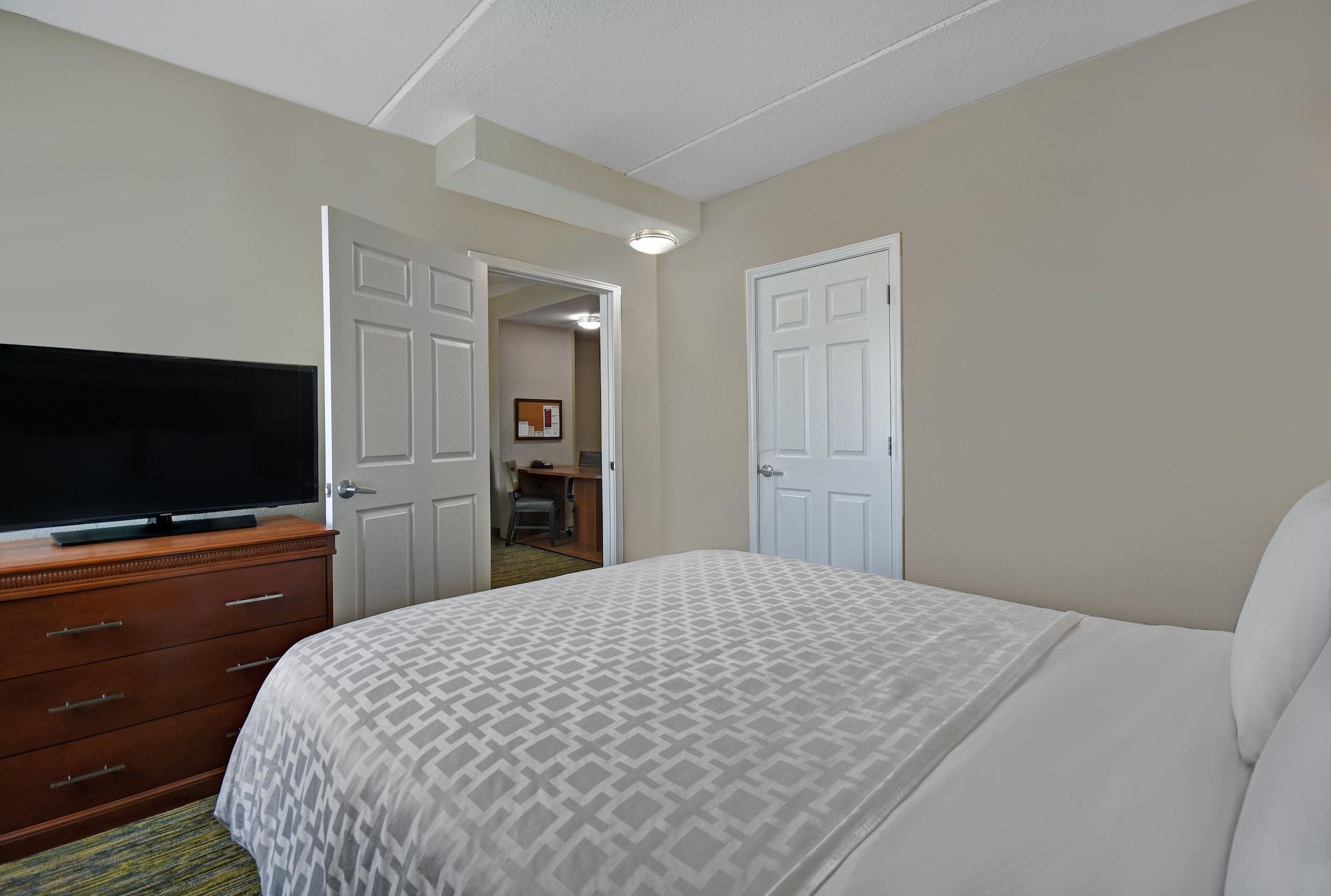 Candlewood Suites Columbia-Fort Jackson By Ihg Bagian luar foto