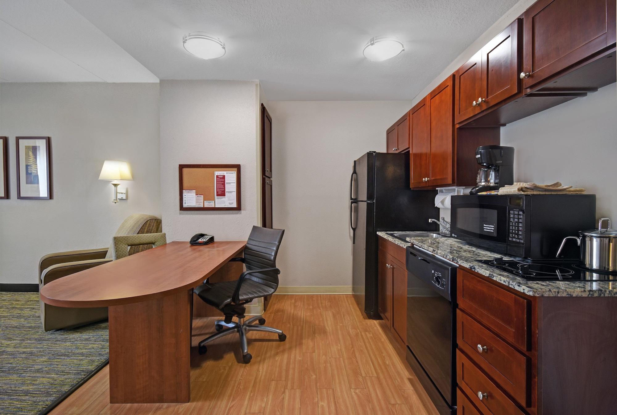 Candlewood Suites Columbia-Fort Jackson By Ihg Bagian luar foto