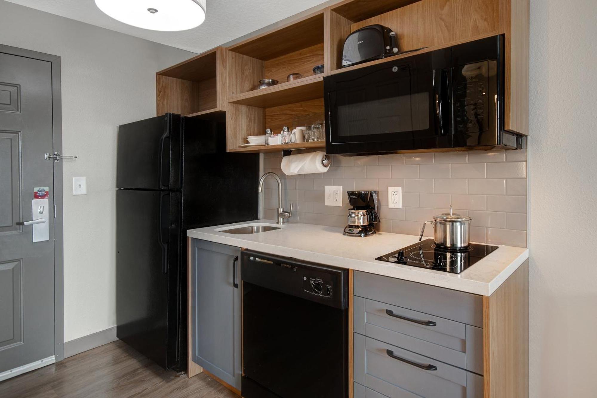 Candlewood Suites Columbia-Fort Jackson By Ihg Bagian luar foto